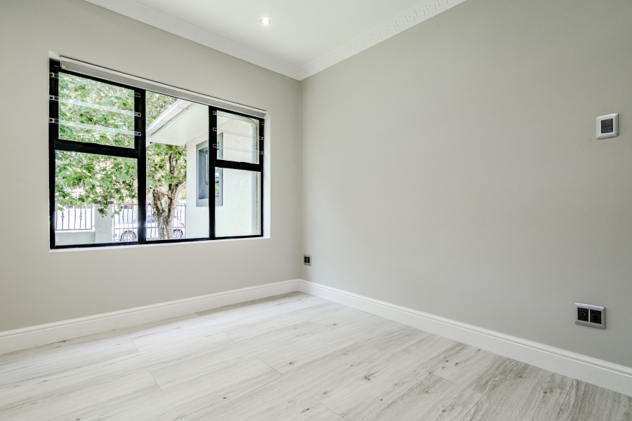 3 Bedroom Property for Sale in Rondebosch Park Estate Western Cape